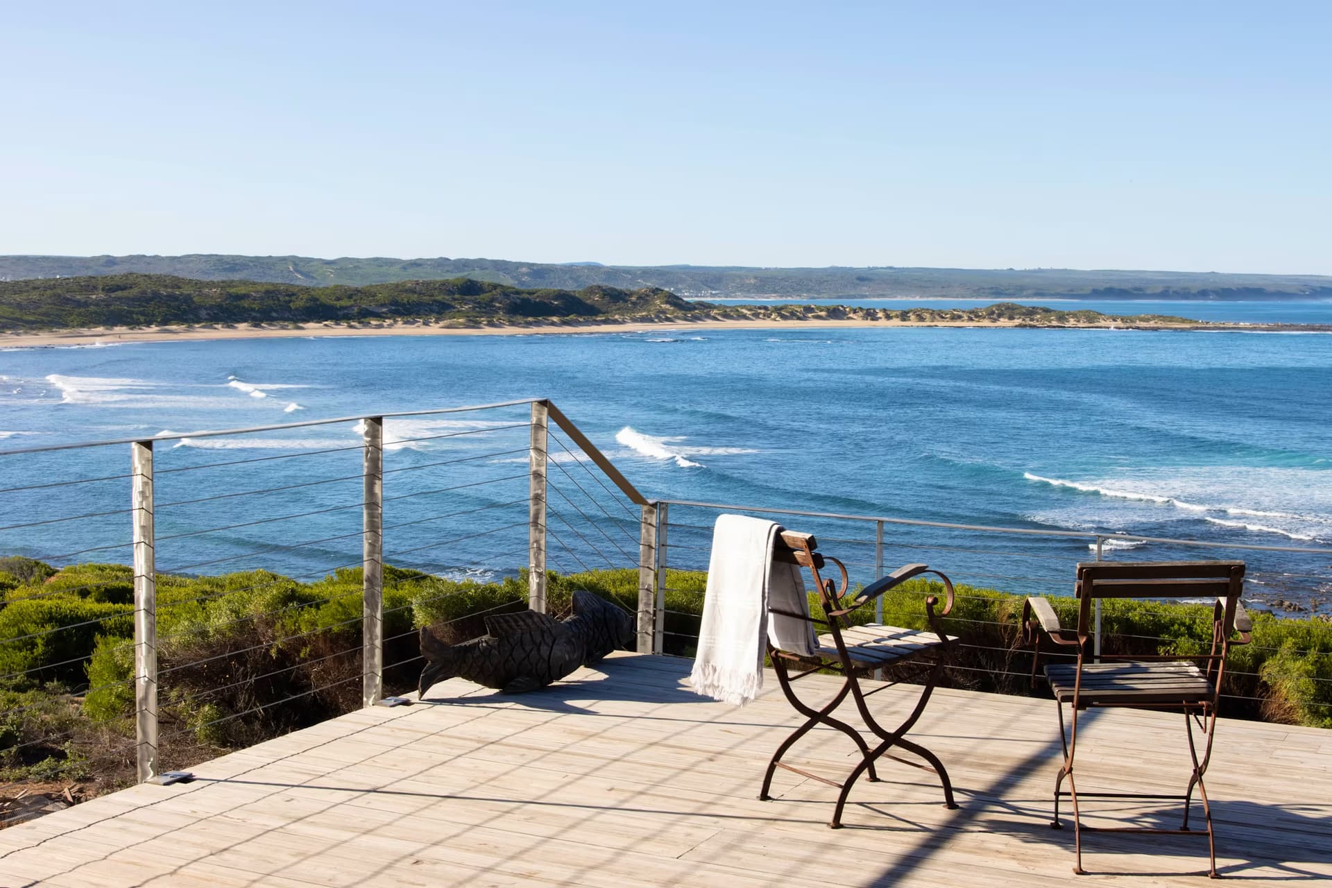Casa Caro's ocean-facing deck with an uninterrupted view of Still Bay